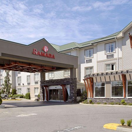 Ramada By Wyndham Surrey/Langley Hotel Esterno foto